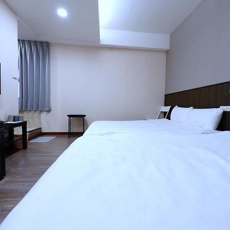 可青大飯店grand Ke-Cing Hotel Yilan Bagian luar foto