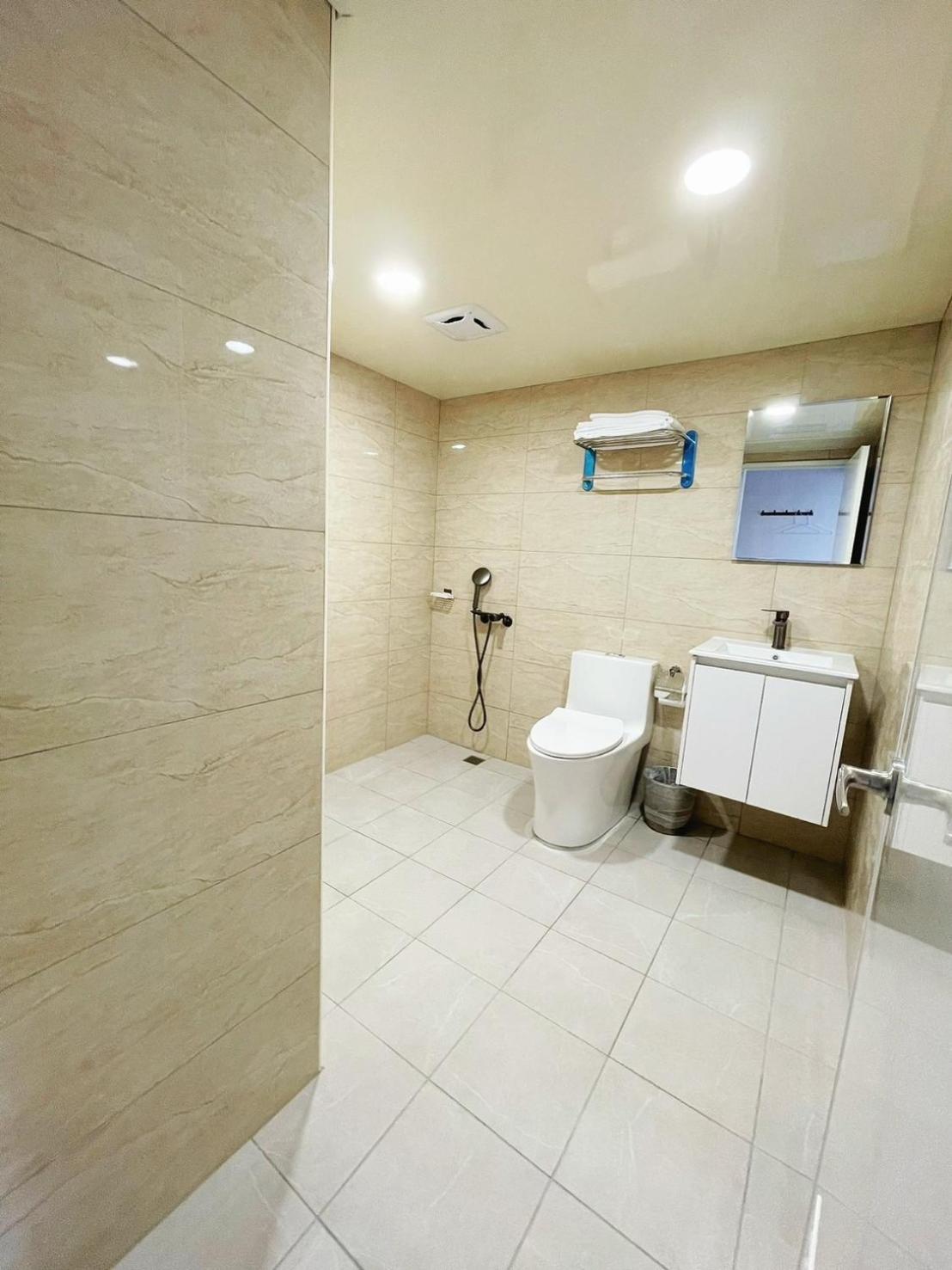 可青大飯店grand Ke-Cing Hotel Yilan Bagian luar foto