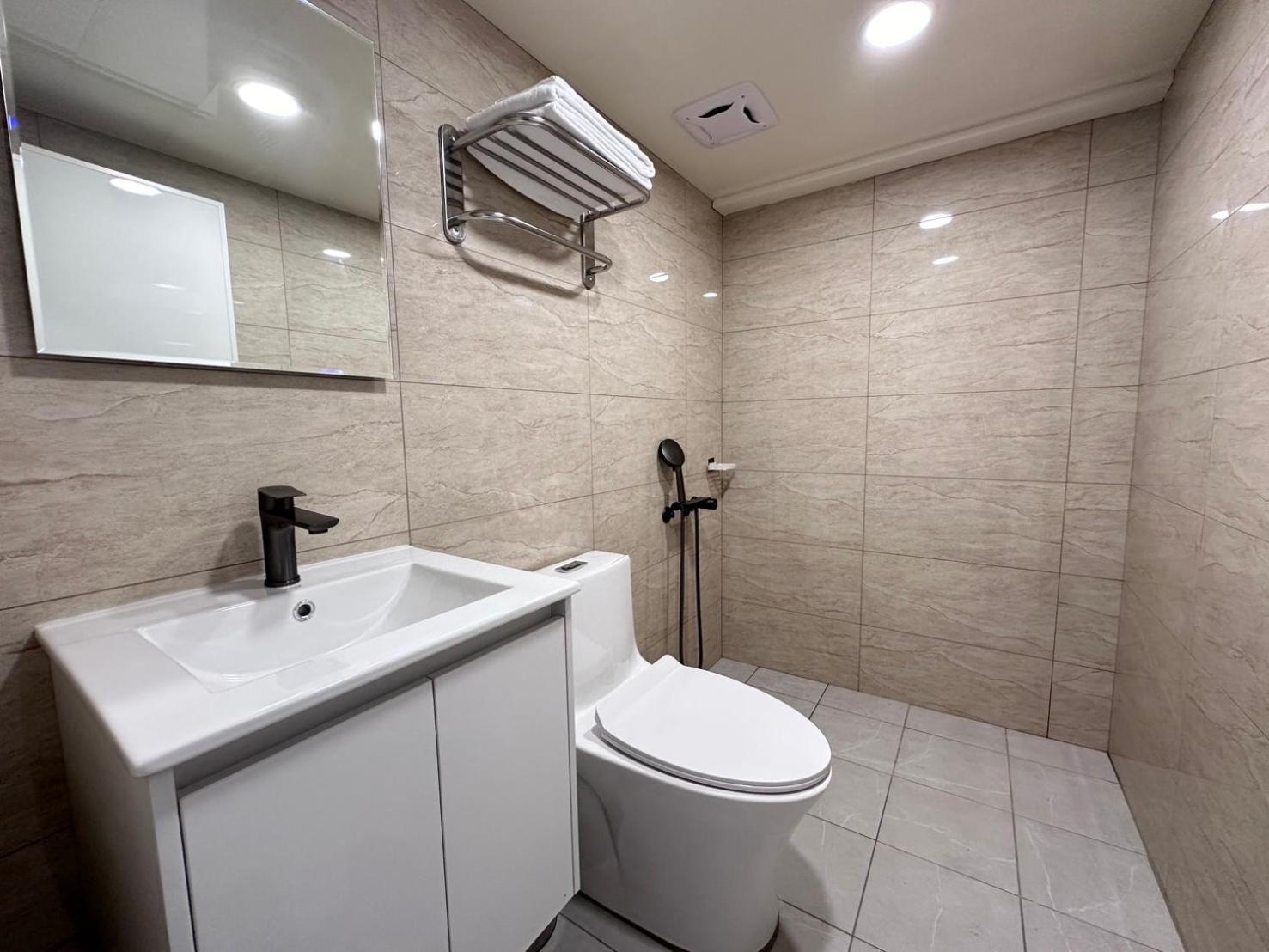 可青大飯店grand Ke-Cing Hotel Yilan Bagian luar foto