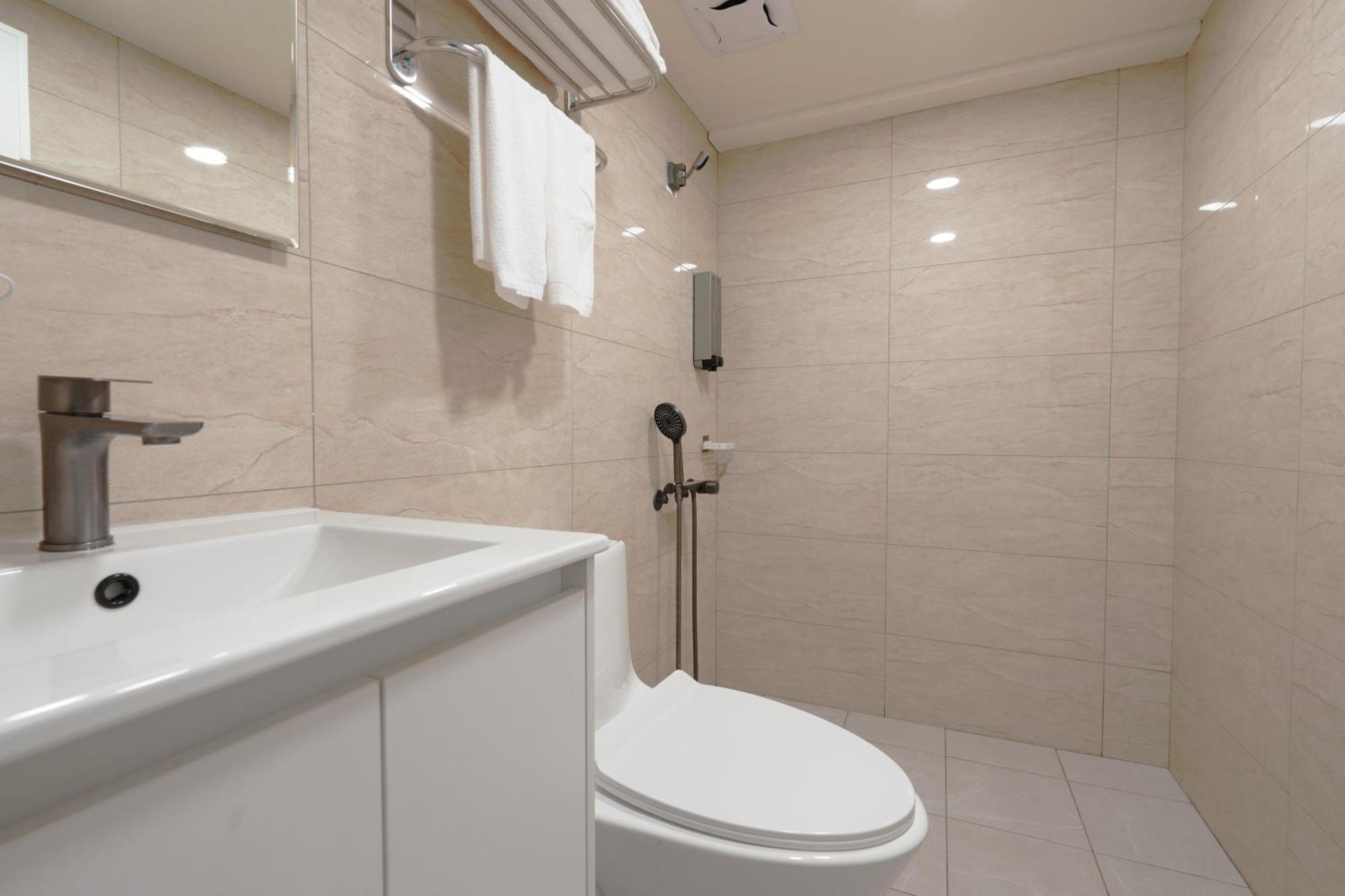 可青大飯店grand Ke-Cing Hotel Yilan Bagian luar foto