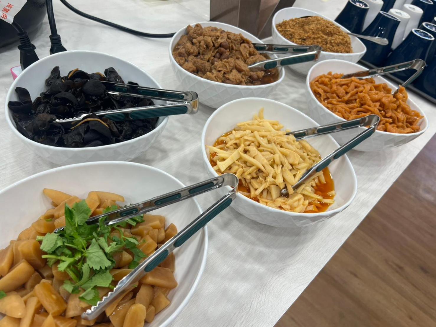 可青大飯店grand Ke-Cing Hotel Yilan Bagian luar foto